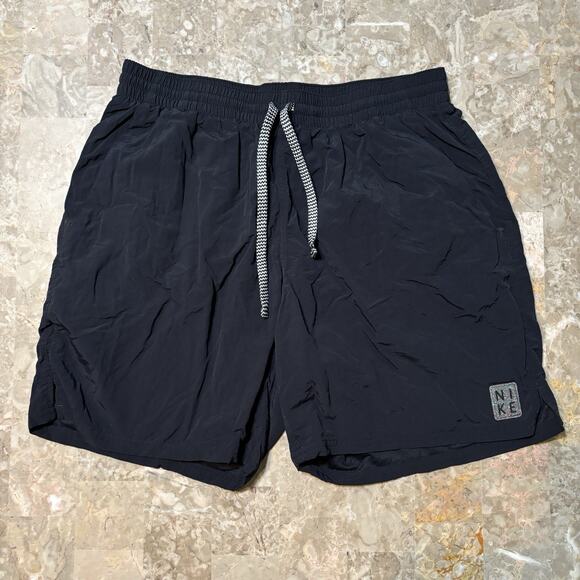 Nike Shorts Mens Large Black Icon 6" Volley Swim Nylon Woven NESSB636 - Picture 1 of 8